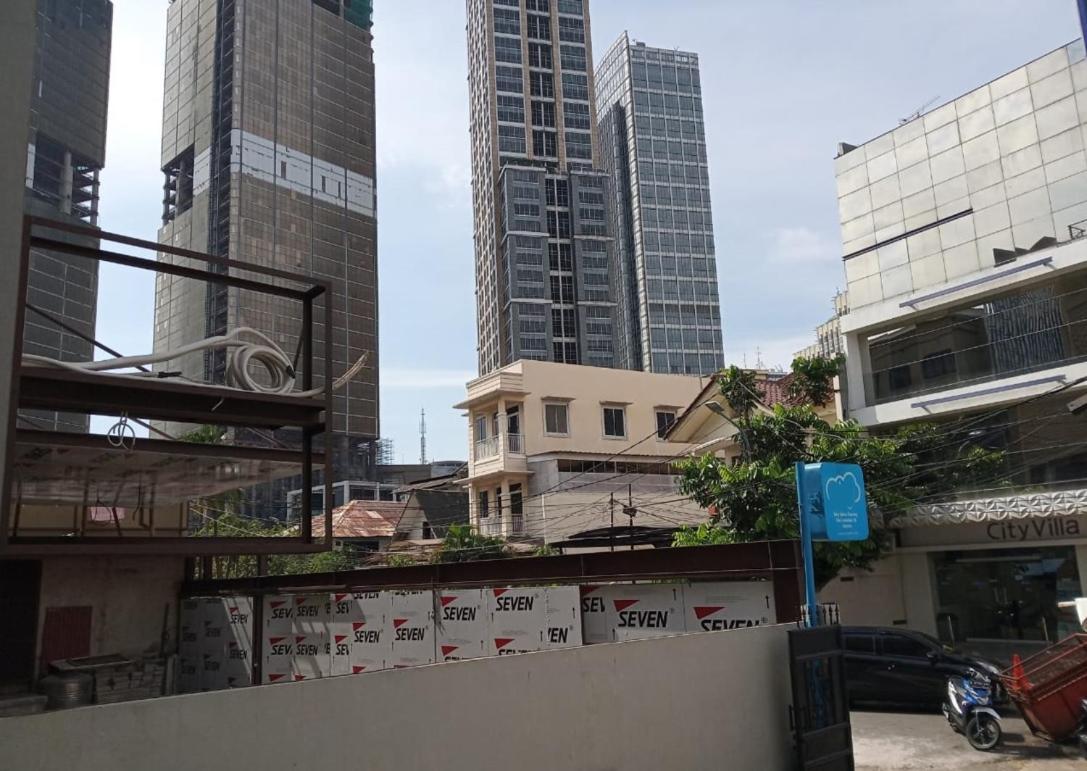 Cozrooms Near Mrt, Plaza Indonesia, And Grand Indonesia Jakarta Eksteriør bilde